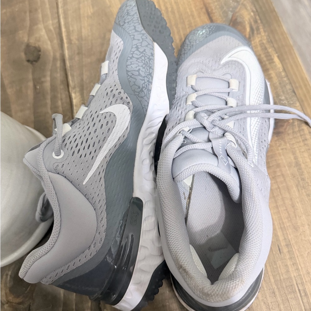 Nike Light Gray and White Baseball Turf Shoes